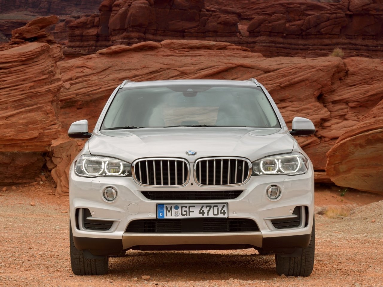 2020 BMW X5 xDrive40e из США купить в Минске, Беларуси.